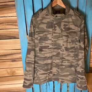 Lucky Brand M65 Field Jacket muted camouflage size medium full zip 6 pockets